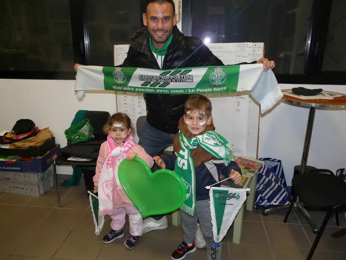 Section 140 - Alexandre fait découvrir à ces enfants Geoffroy Guichard - ASSE vs Angers